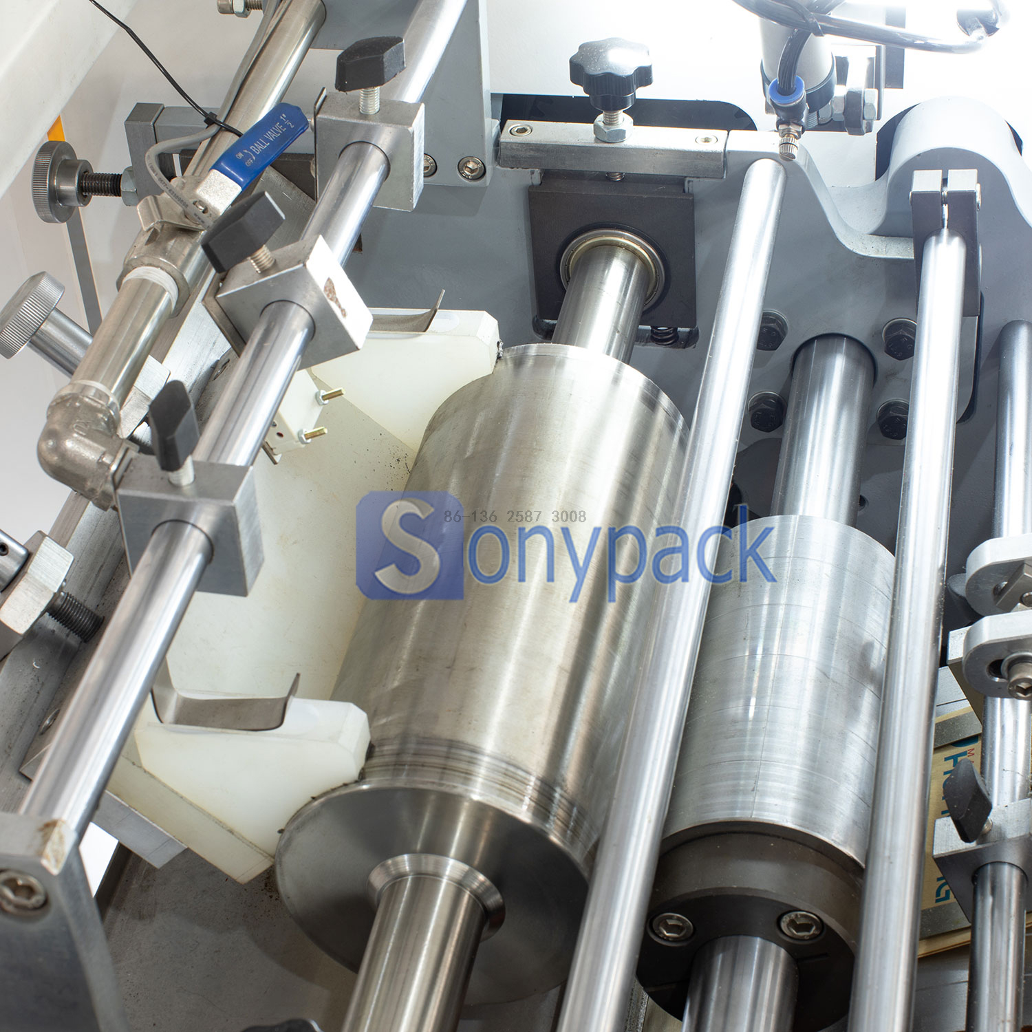 High Speed Roll Feeding Sqaure Bottom Flat Handle Kraft Paper Bag